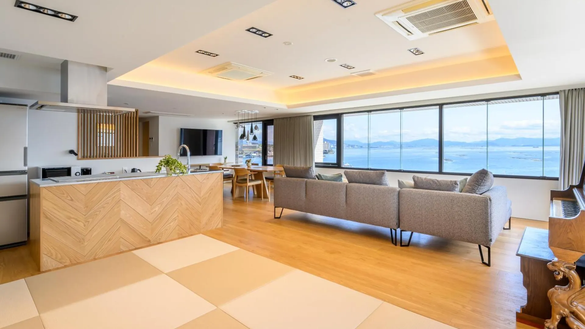 Miyajima Coral Hotel Hatsukaichi